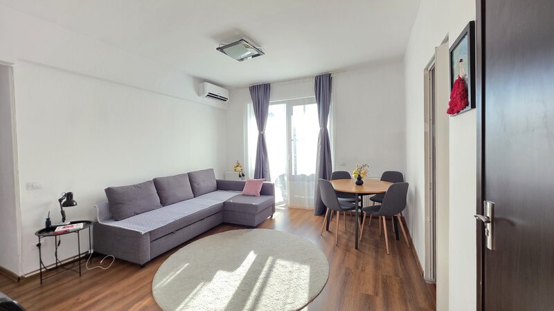 Parcul Teilor Apartament 3 camere  bloc 2018  73 MP Postasului