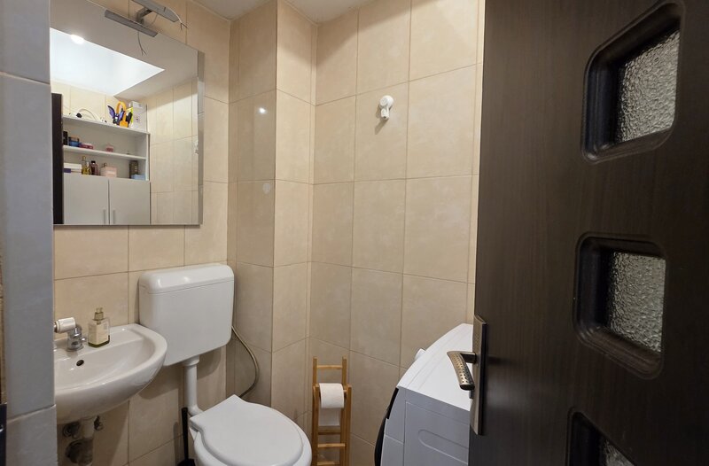 Parcul Teilor Apartament 3 camere  bloc 2018  73 MP Postasului